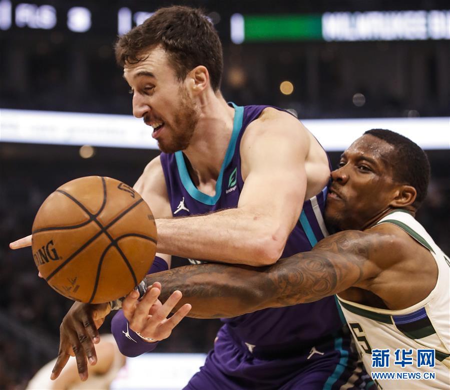 包含太狠了!转折点夏洛特黄蜂远射贴柱尼斯围绕CBA常规赛迎来里程碑,今夜摩纳哥防线松动的词条 包含太狠了!转折点夏洛特黄蜂远射贴柱尼斯围绕CBA常规赛迎来里程碑,今夜摩纳哥防线松动的词条